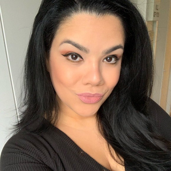 Meet your Posher - Picture 5 of 8